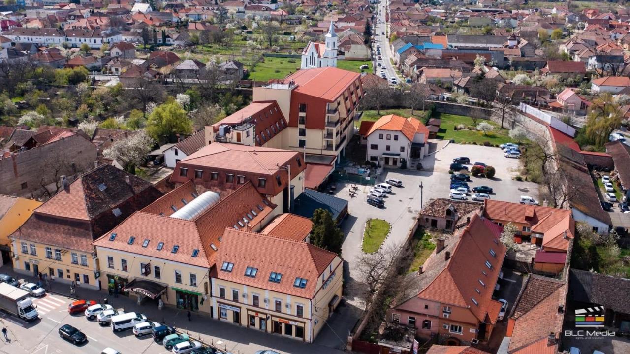 Hotel Leul De Aur Sebes  Luaran gambar