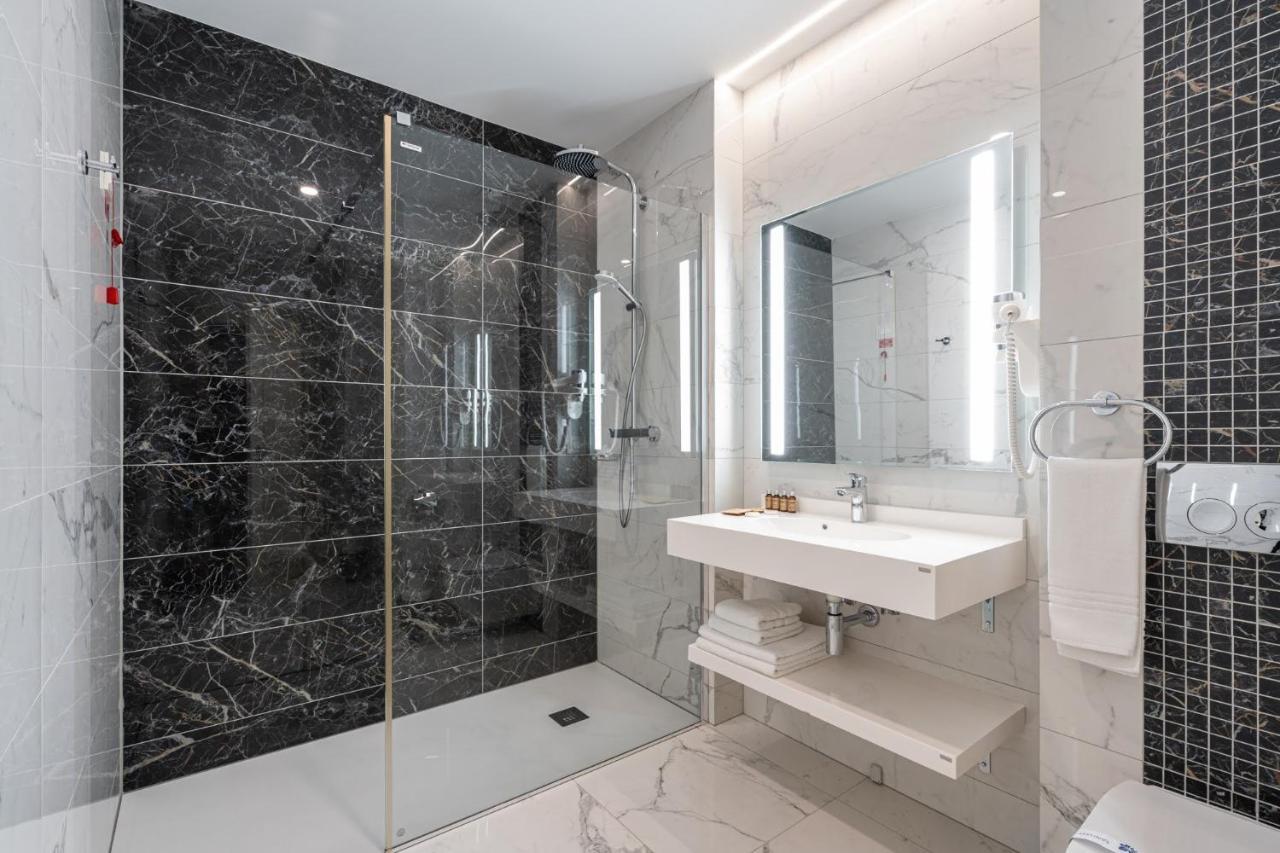 Hotel Leul De Aur Sebes  Luaran gambar