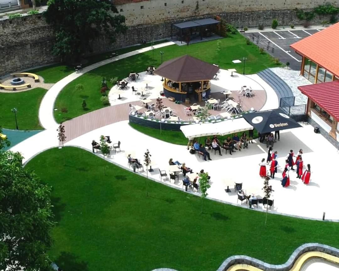 Hotel Leul De Aur Sebes  Luaran gambar